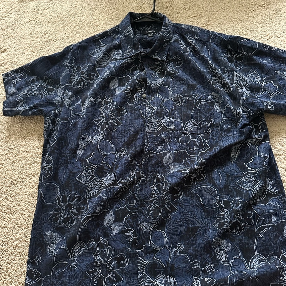 Van Heusen Blue and White Casual Button Down Shirt